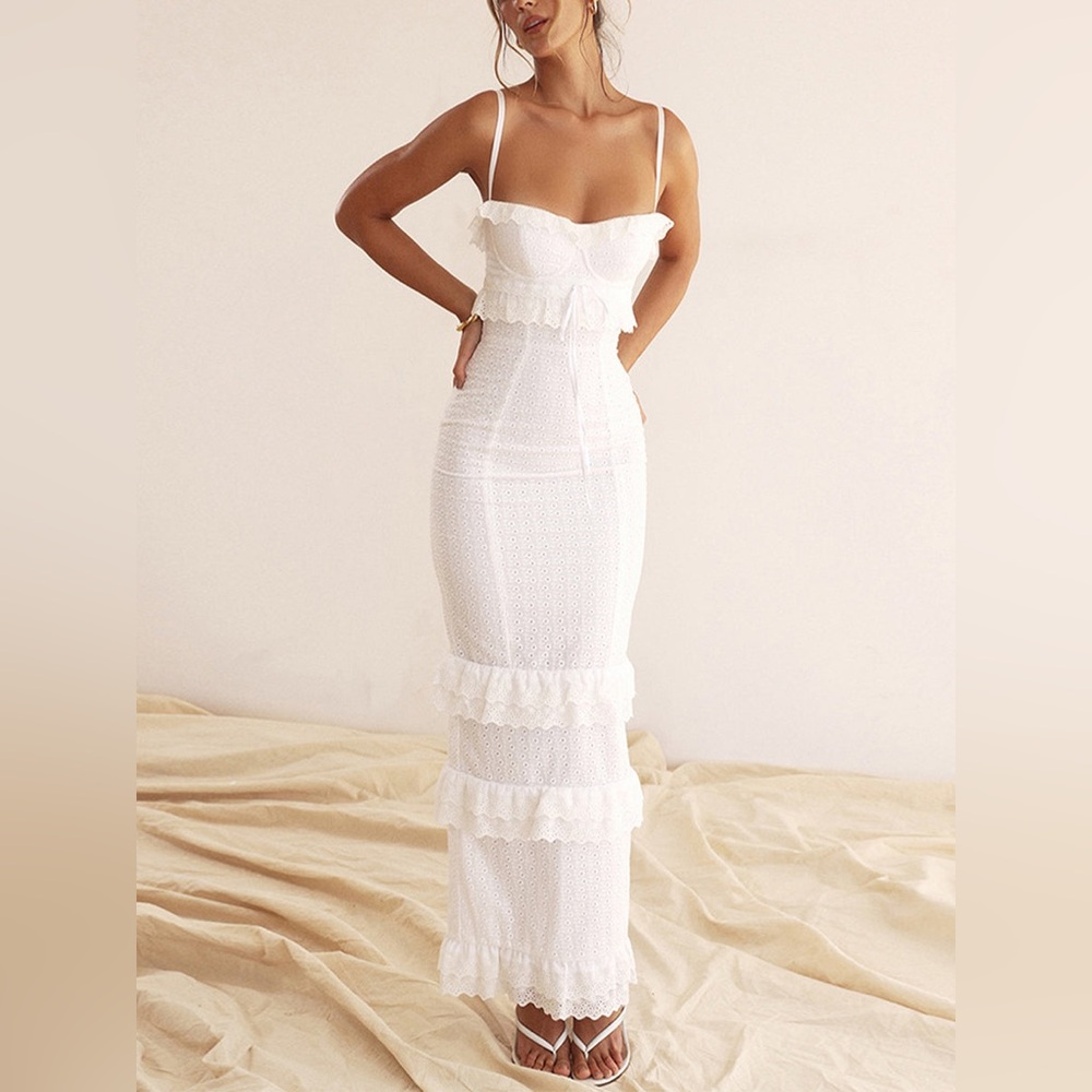 Commense Cup Detail Layered Ruffle Eyelet Long Dress size M/6